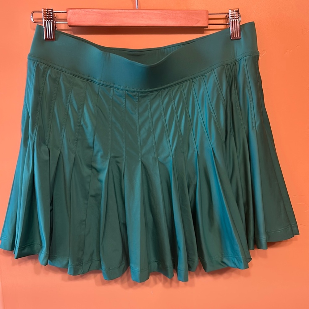 Vineyard vines skirt size medium